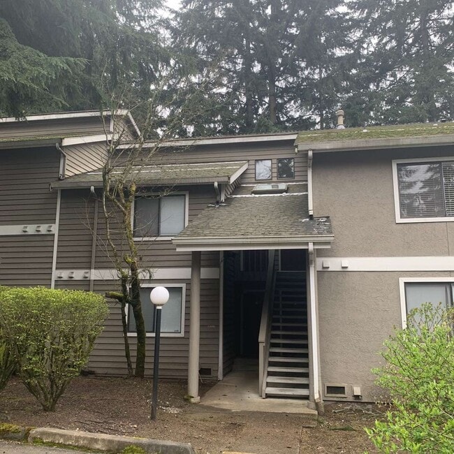 property at 12615 NE 119th St