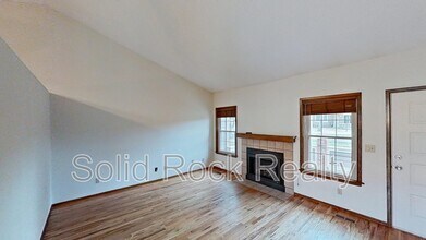 6527 Foxdale Cir in Colorado Springs, CO - Building Photo - Building Photo