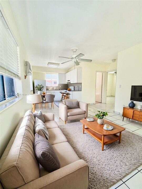 3640 SW 25th St in Miami, FL - Building Photo