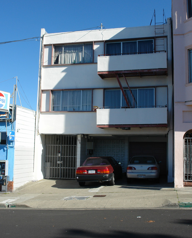 106 Los Olivos Ave in Daly City, CA - Building Photo - Building Photo