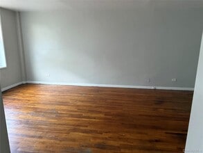 83-85-85 116th St in New York, NY - Building Photo - Building Photo