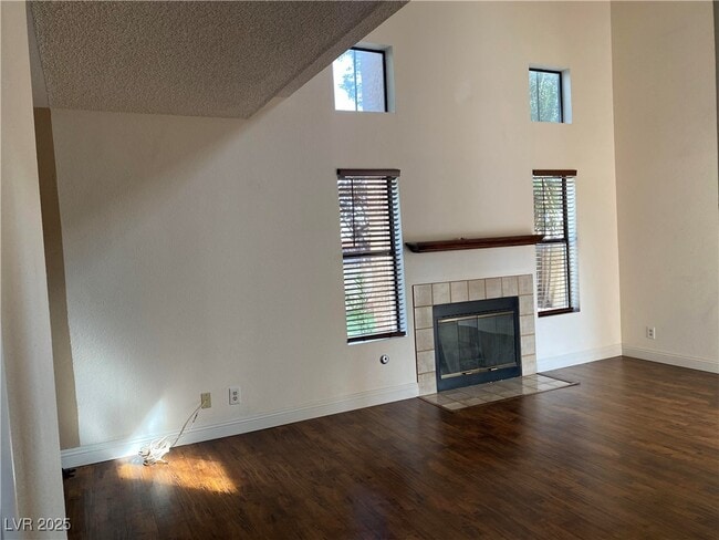 3224 Centavo Dr