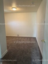 1905 John St in Modesto, CA - Building Photo - Building Photo