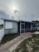 2213 Lincoln St, Unit 2 in Hollywood, FL - Building Photo - Building Photo