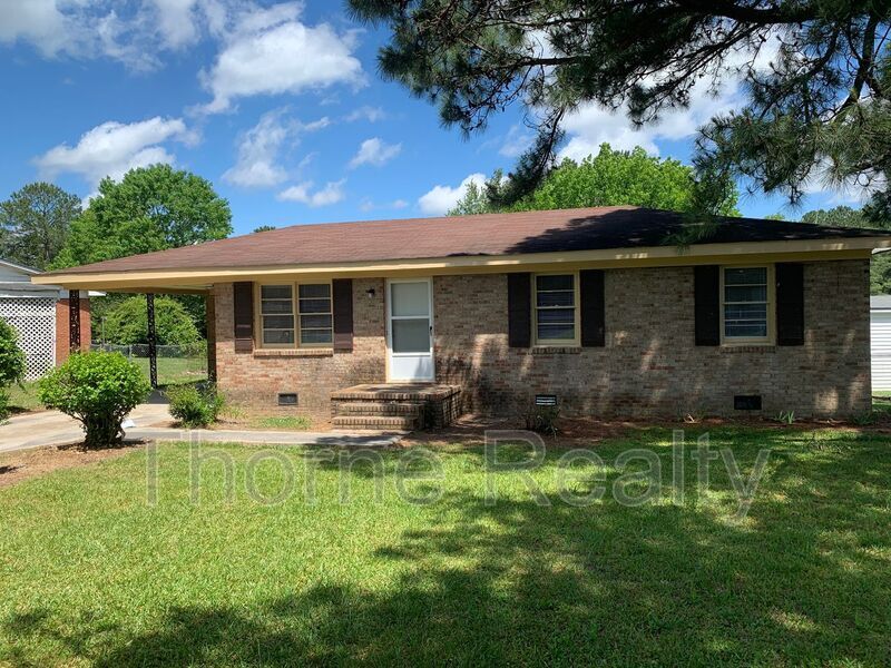 112 Cane Dr in Rocky Mount, NC - Foto de edificio