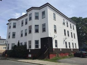 16-20 Albany St in Lynn, MA - Foto de edificio - Building Photo