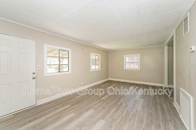 4109 E 106th St in Cleveland, OH - Building Photo - Building Photo