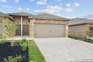 2557 Pahmeyer Rd in New Braunfels, TX - Building Photo