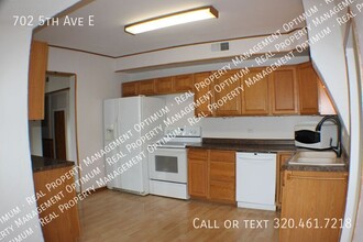 702 5th Ave E in Alexandria, MN - Building Photo - Building Photo