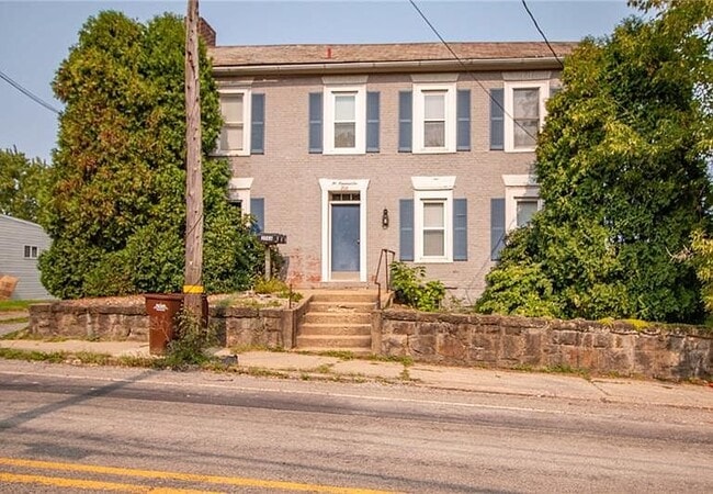 206 N Main St, Unit C