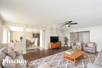 1451 Round Lake Rd in Greenwood, IN - Building Photo - Building Photo