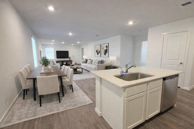 property at 40821 Hawthorne Glades St