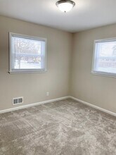 240 W Laflin Ave in Waukesha, WI - Building Photo - Building Photo