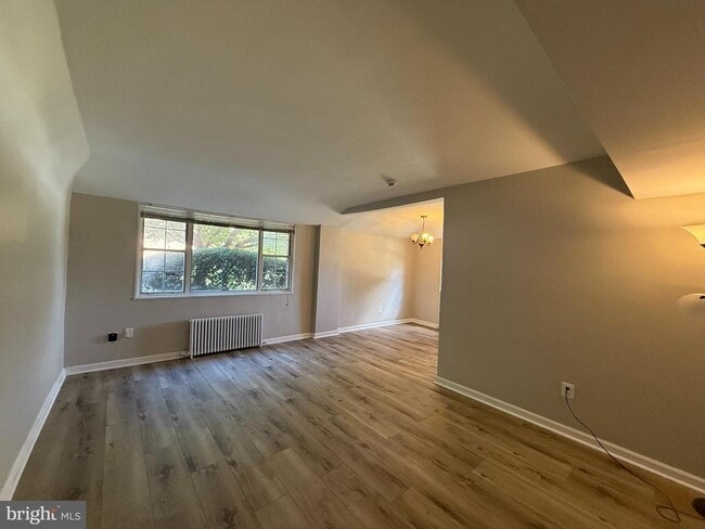 property at 1304 N Meade St