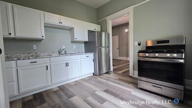 241 Gilman Ave in Cincinnati, OH - Building Photo - Building Photo