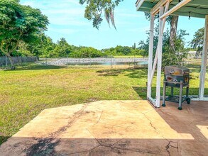 308 S Latonia St in Kissimmee, FL - Building Photo - Building Photo