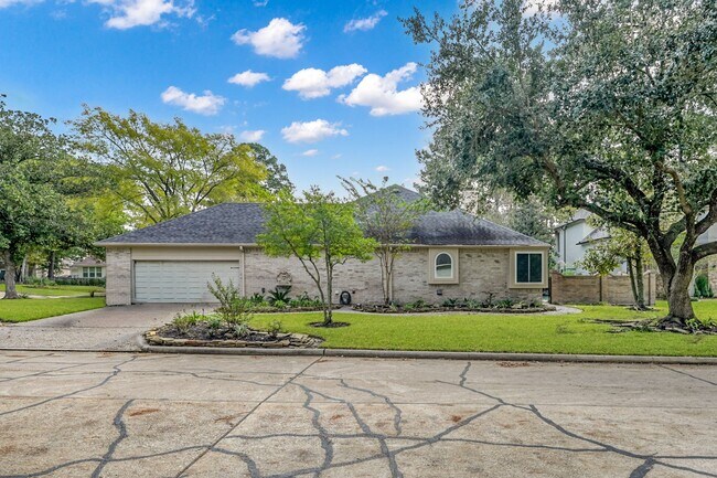 property at 192 Monterrey Rd W