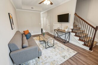 1517 Wilma Rudolph Blvd in Clarksville, TN - Building Photo - Building Photo