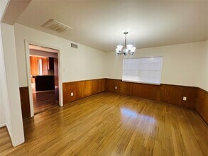 5511 Willowbend Blvd in Houston, TX - Building Photo - Building Photo