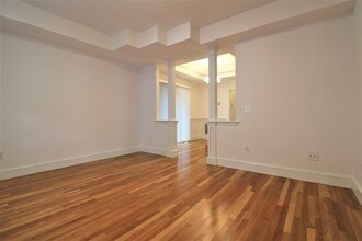 114 Pleasant St, Unit 3 in Cambridge, MA - Building Photo - Building Photo