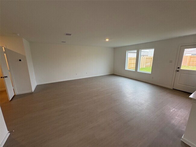 9006 Cape Birdland Dr in Baytown, TX - Building Photo - Building Photo