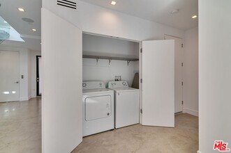 11347 Mississippi Ave in Los Angeles, CA - Building Photo - Building Photo