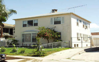 1942 S Rimpau Blvd Apartamentos