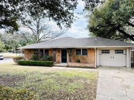 3501 Northwest Pkwy in Dallas, TX - Building Photo