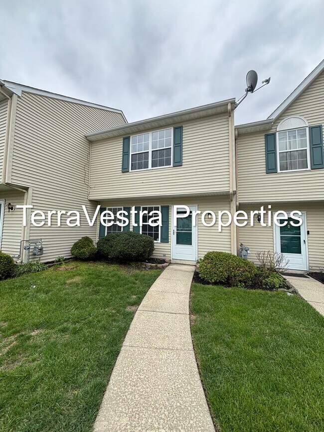 3202 Tall Pnes in Pine Hill, NJ - Building Photo - Building Photo