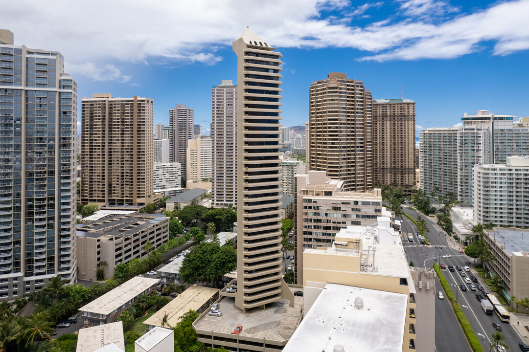 Waikiki Marina Towers in Honolulu, HI - Foto de edificio