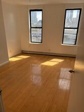 43-45 Vernon Blvd in Queens, NY - Building Photo - Building Photo