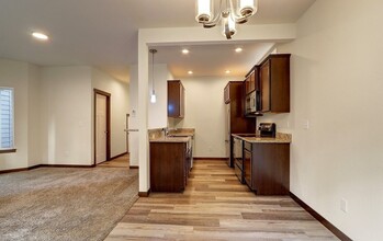 409 Penny Ave in Granite Falls, WA - Building Photo - Building Photo