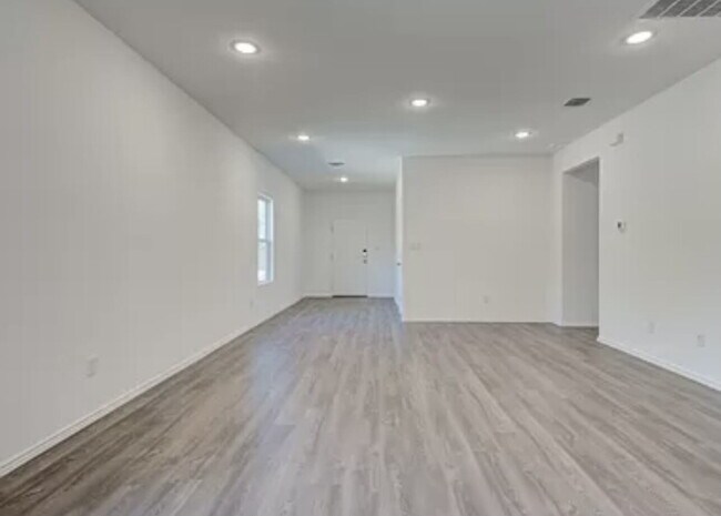 4422 Chandler Rd in San Antonio, TX - Building Photo - Building Photo