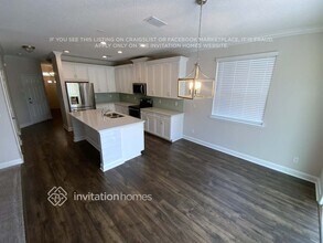 7107 Emsley Cir in Jacksonville, FL - Building Photo - Building Photo