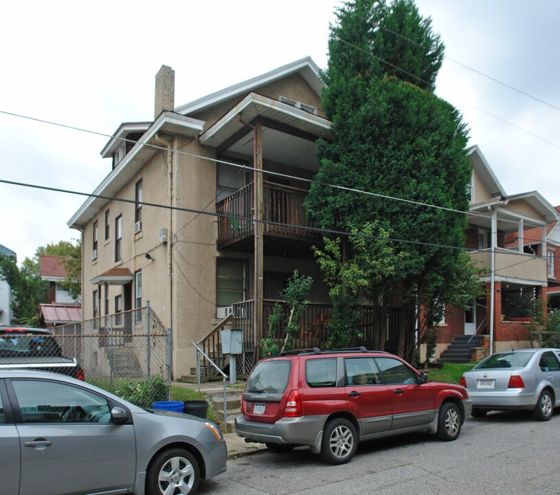 1637 Franklin Ave in Charleston, WV - Building Photo