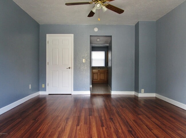 1434 Palm Ave in Jacksonville, FL - Building Photo - Building Photo