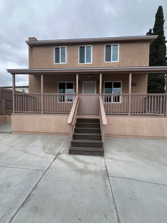 4955 Mills St in La Mesa, CA - Building Photo