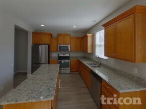 2541 Miranda Dr in Murfreesboro, TN - Foto de edificio - Building Photo