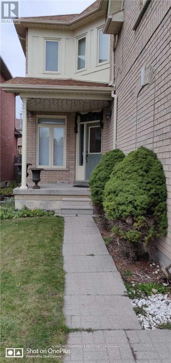 104 Secord St in Pickering, ON - Building Photo - Building Photo