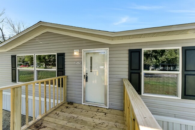 25150 Faraway Ln in Huffman, TX - Building Photo - Building Photo