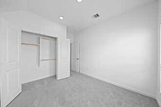 18612 Poggibonsi Ln in New Caney, TX - Building Photo - Building Photo
