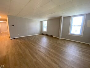 2717 S Moreland Ave in Indianapolis, IN - Building Photo - Building Photo