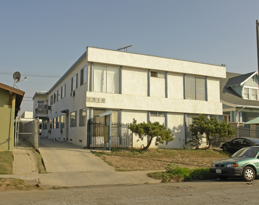 1516 2nd Ave in Los Angeles, CA - Building Photo