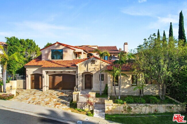 property at 1853 Chastain Pkwy E