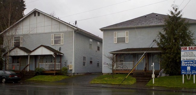 St. Johns 5-Unit in Portland, OR - Foto de edificio - Building Photo