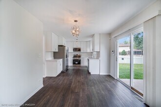14517 Troy Ave in Posen, IL - Foto de edificio - Building Photo