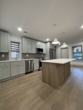 43 Saxton St, Unit 2 in Boston, MA - Building Photo - Building Photo