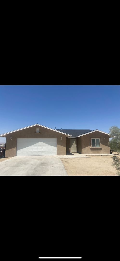74994 Serrano Dr in Twentynine Palms, CA - Building Photo - Building Photo