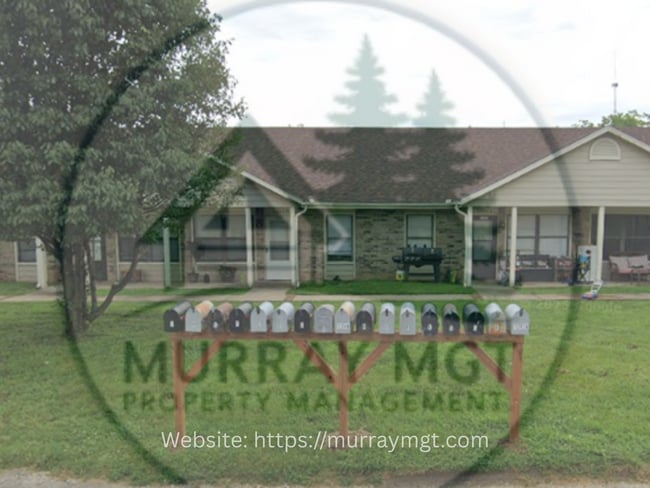 1292 W Ashley Rd in Boonville, MO - Building Photo - Building Photo