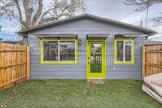 2075 Iris St in Denver, CO - Building Photo - Building Photo